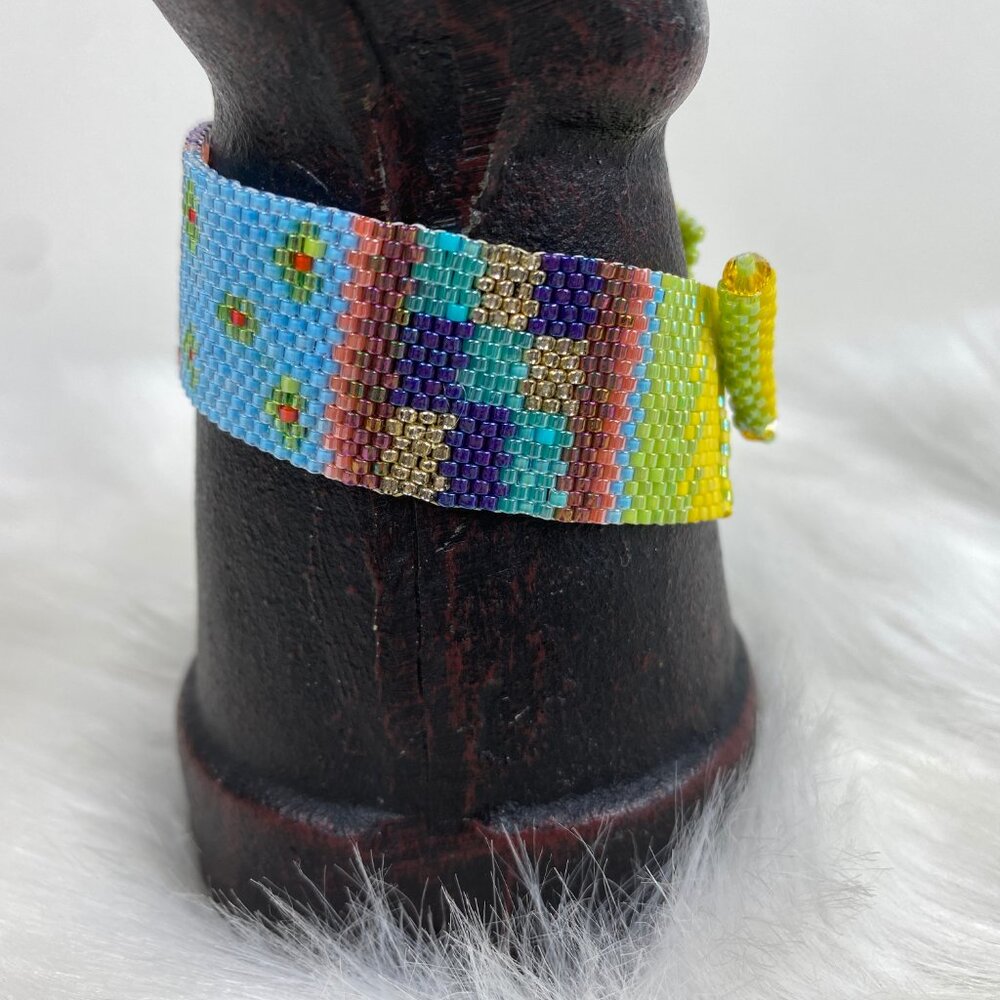 Handmade Bead Loom Llama or Dog Seed Bead Beaded Bracelet - Picture 4 of 6